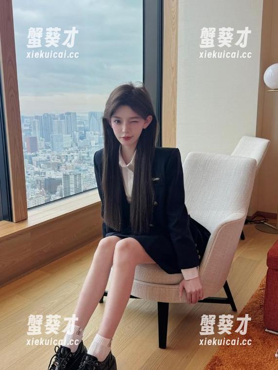 166.run网站：打开就被一群瓜手轻松包围！