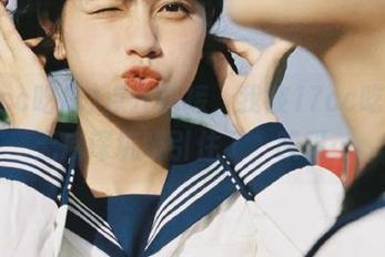 点开链接，我被17cc吃瓜的无底深坑吸引住了，哎呀…