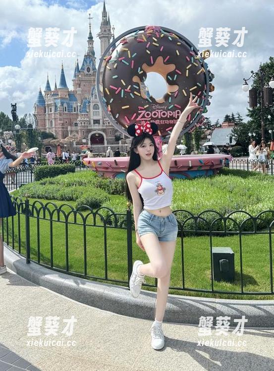17c吃瓜 这瓜让人咋舌,17c吃瓜链接暴露了那个圈子的隐秘!