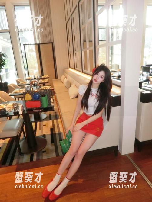 在17吃瓜的世界里，享受永久免费，心路历程简直太绝了！