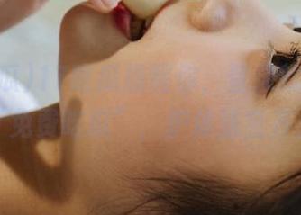 17吃瓜提醒你，登录就能体验无限“免费吃瓜”，护体法宝齐上阵！