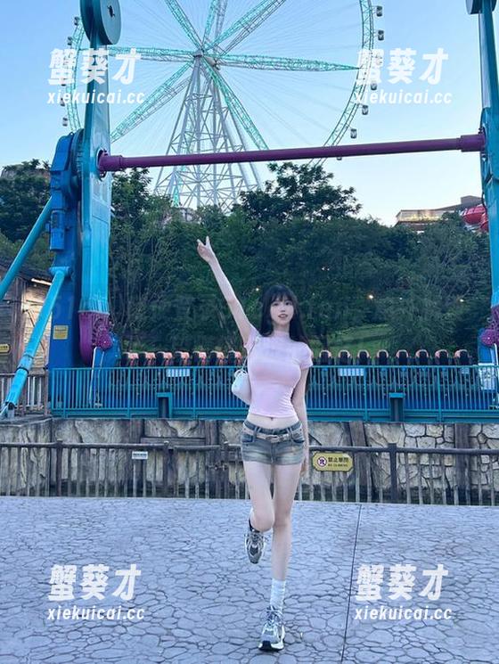 随便登录51cg4.fun，意外解锁了一段懵懂青涩的回忆！