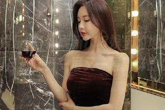 每次刷新718娱乐的地址，都觉得自己在剥一层又一层新鲜的瓜。