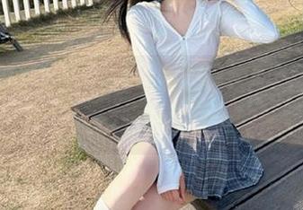 在hlw溜达一圈，链接的内容太奇葩，这脑洞可是够大的。