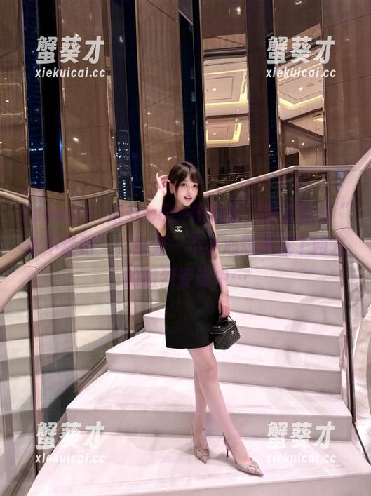 进soootv像探险，嘴里默念“永不迷路”，结果一不小心迷失在了网友的激烈评论中…