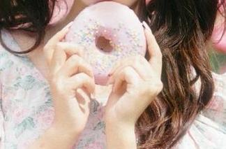 在黑料吃瓜网tttzzz5.cc上刷ios八卦，感觉心灵带着一阵小风暴…
