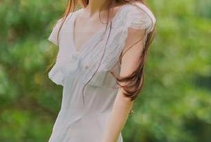 网址就写www.吃瓜，但我的八卦细胞却忍不住骚动。