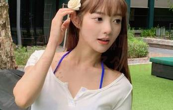 你们都去干嘛呢？我就在www51首页刷到了个小花边