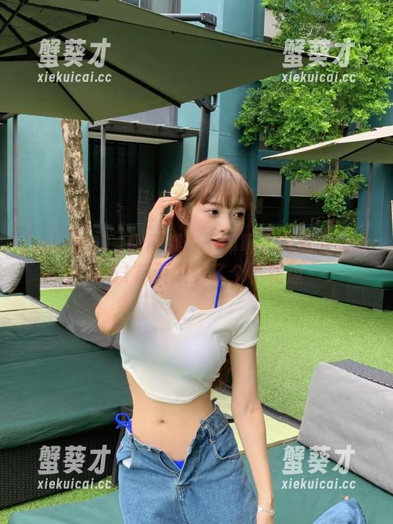 你们都去干嘛呢？我就在www51首页刷到了个小花边