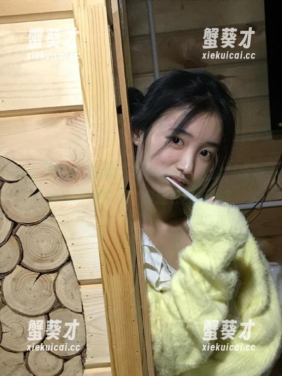 说到“免费吃瓜”入口，大家都在话题中心，你还在滞后吗？