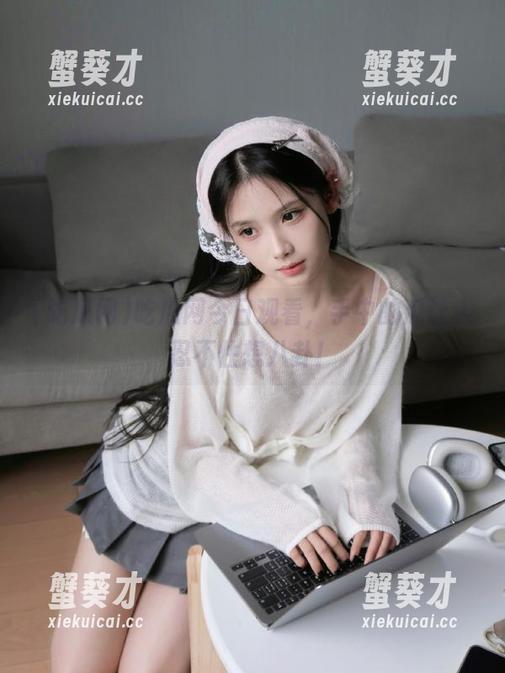 吃瓜网 吃瓜网今日观看,手中的瓜让人忍不住想八卦!