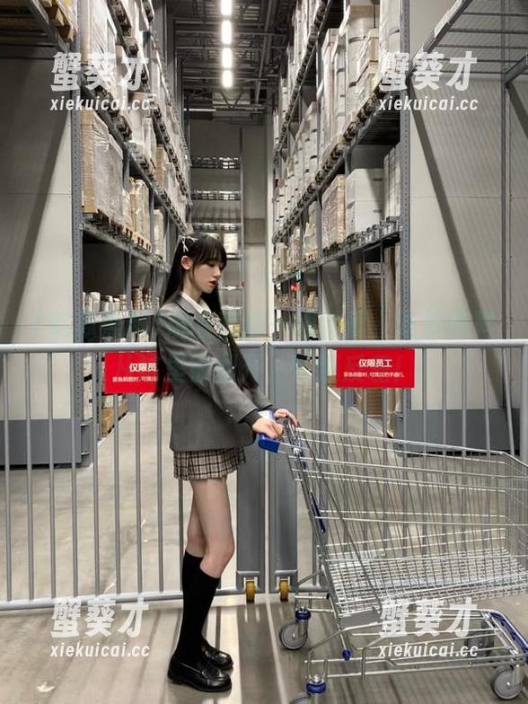 吃瓜黑料 观看就像一根香蕉,吃瓜黑料从这里被剥开,惊爆反差!