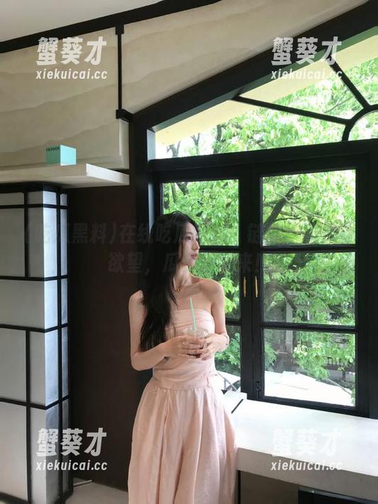 在线吃瓜黑料：链接你的八卦欲望，瓜皮随时来！