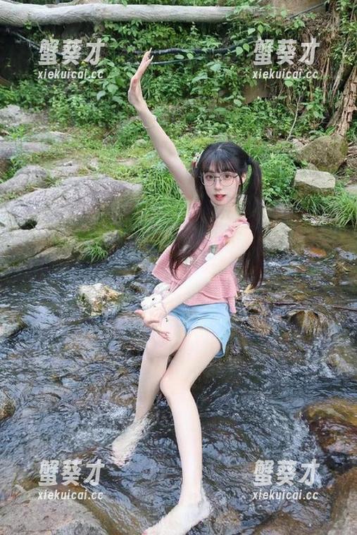 “我要吃瓜51”苹果版，快把你的耳朵喂饱八卦信息！