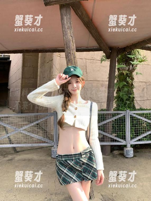 打开“黑料不打烊”网址，不来个吃瓜，不然太对不起这瓜汁了！
