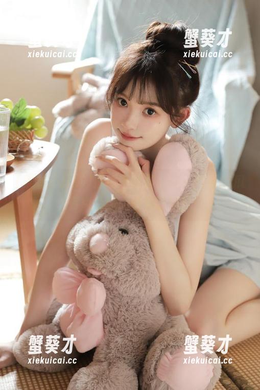 黑料不打烊 黑料不打烊app,今天的瓜有点儿酸,快来刮刮!