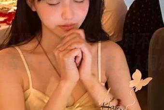 开吃吧！把黑料不打烊APP翻来覆去看一百遍，简直是人间烟火！