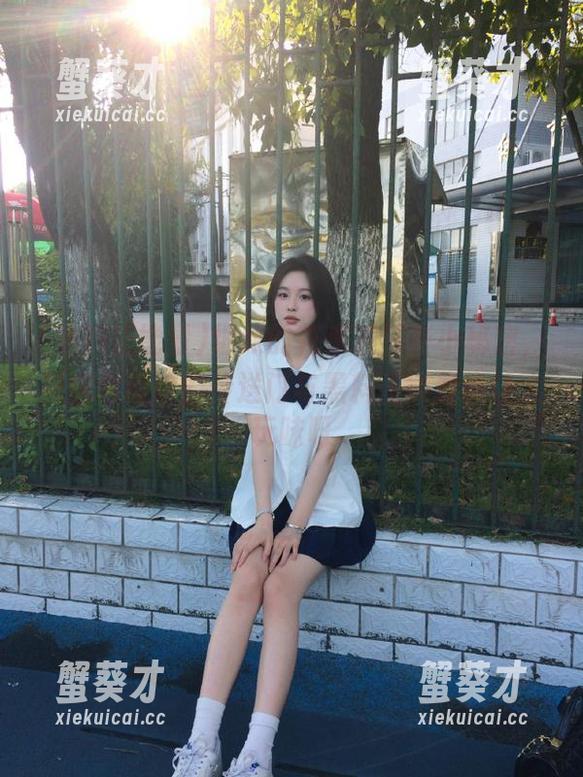 细致的花束和那些小秘密，花店老板娘的传送门与黑料正能量真让人玩味呀