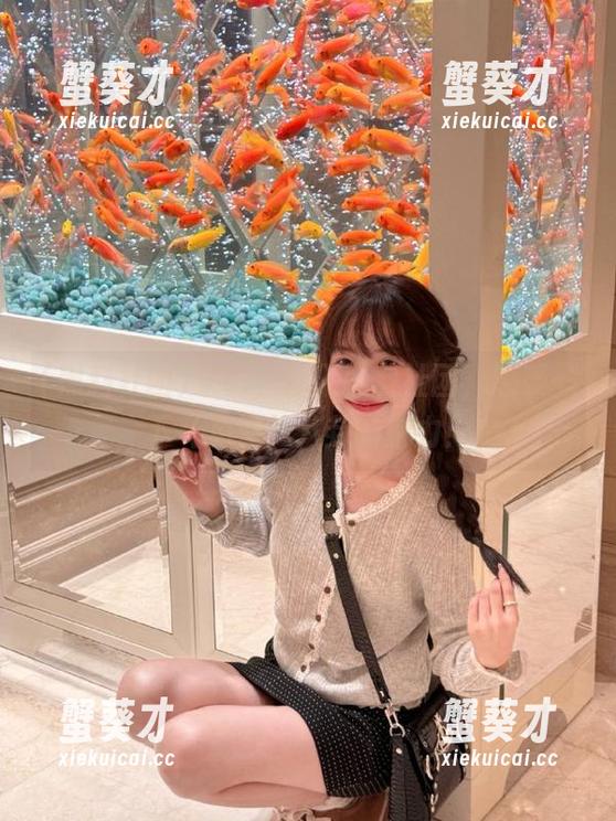 来吧，加入黑料社团，感受一下（免费）八卦的魅力！