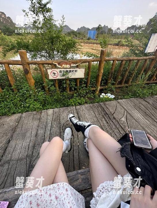 匆匆一瞥，美滋滋！黑料网的在线看内容，简直让人忍不住再点一遍。