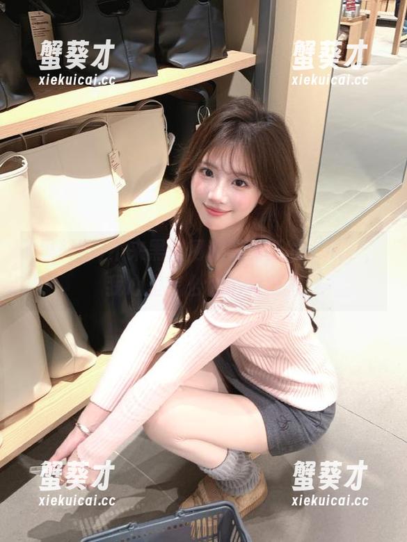 不来黑料网观看最新的“瓜”，我心里怎么也不安稳。