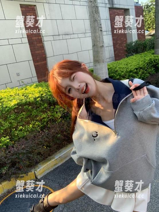 黑料网页始终在线，瞅准时机收割你的小心心