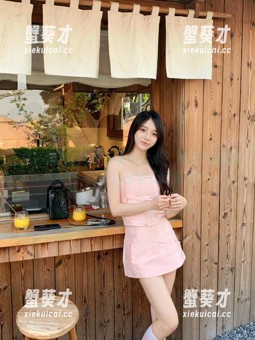 黑料网站 免费不等于良心?黑料网站的ios版下载背后还有无尽悬念?