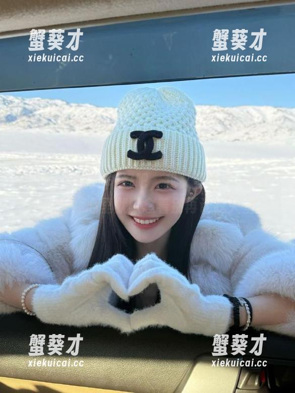 好吧，我又登录了黑料门不打烊，心里默默念着别再让我失望...
