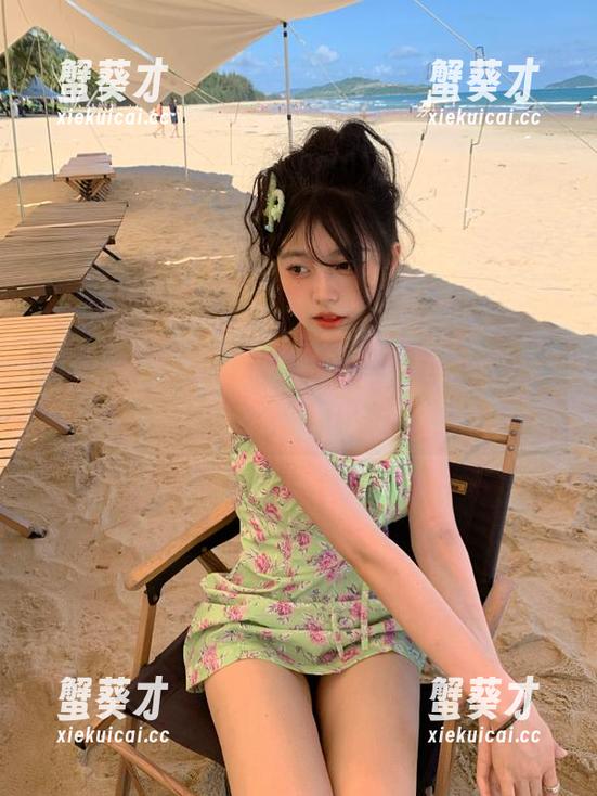 疯狂蹲守黑瓜吃料官网，瓜多得根本停不下来。